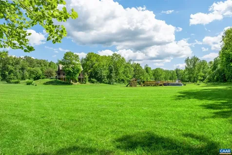 3292 East Side Highway Grottoes VA 24441