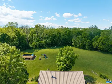 3292 East Side Highway Grottoes VA 24441