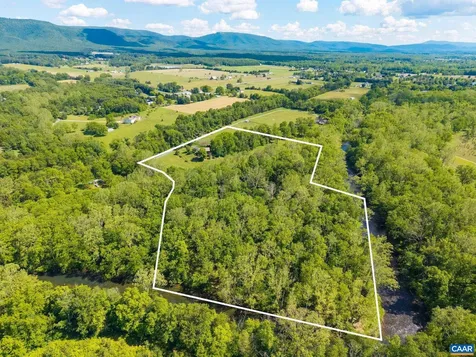 3292 East Side Highway Grottoes VA 24441