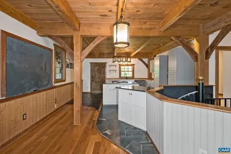 3292 East Side Highway Grottoes VA 24441