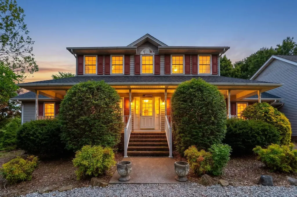1057 Rockfish Road Waynesboro VA 22980