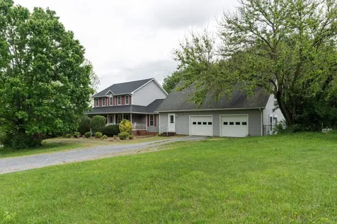 1057 Rockfish Road Waynesboro VA 22980