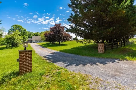 1057 Rockfish Road Waynesboro VA 22980