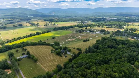 1057 Rockfish Road Waynesboro VA 22980