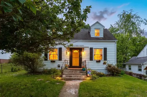 418 James Avenue Waynesboro VA 22980
