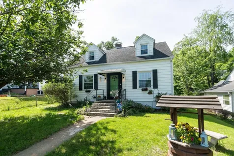 418 James Avenue Waynesboro VA 22980