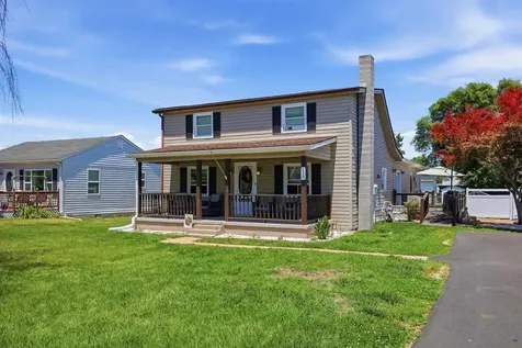 118 Hodge Street Stuarts Draft VA 24477