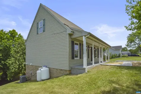 31 Hillandale Drive Staunton VA 24401