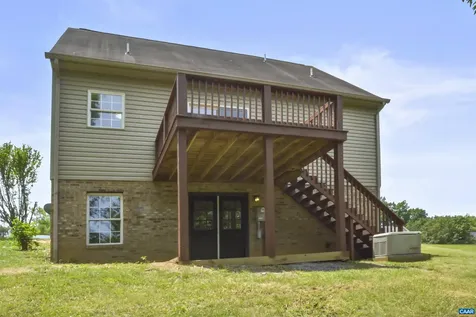 31 Hillandale Drive Staunton VA 24401
