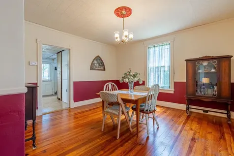 300 Broad Street Bridgewater VA 22812