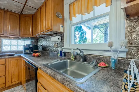 300 Broad Street Bridgewater VA 22812