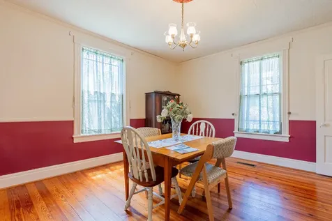 300 Broad Street Bridgewater VA 22812