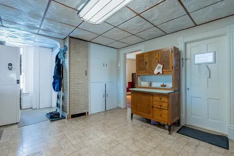 300 Broad Street Bridgewater VA 22812