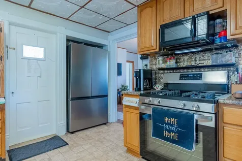 300 Broad Street Bridgewater VA 22812