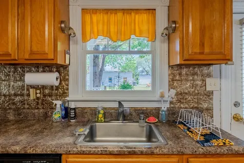 300 Broad Street Bridgewater VA 22812