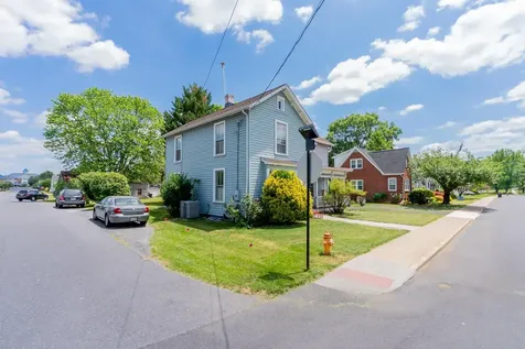 300 Broad Street Bridgewater VA 22812