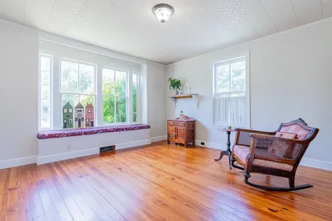 300 Broad Street Bridgewater VA 22812