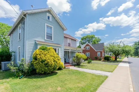 300 Broad Street Bridgewater VA 22812