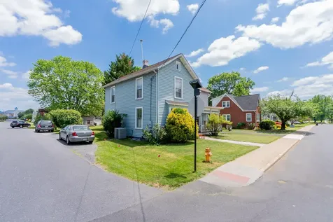 300 Broad Street Bridgewater VA 22812
