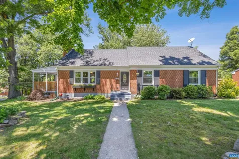1317 Ridge Circle Waynesboro VA 22980