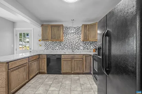 1317 Ridge Circle Waynesboro VA 22980