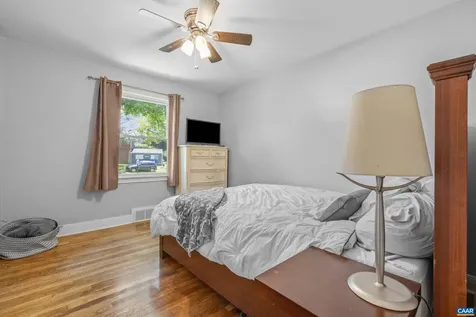 1317 Ridge Circle Waynesboro VA 22980