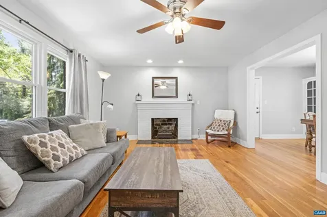 1317 Ridge Circle Waynesboro VA 22980