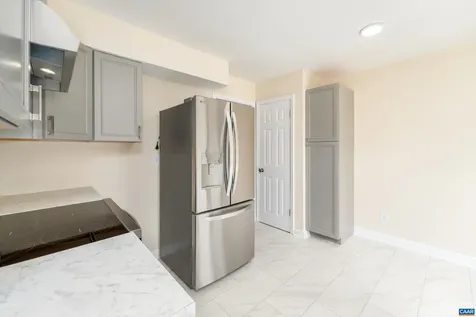 2140 Viburnum Court Charlottesville VA 22911