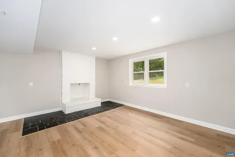 2140 Viburnum Court Charlottesville VA 22911