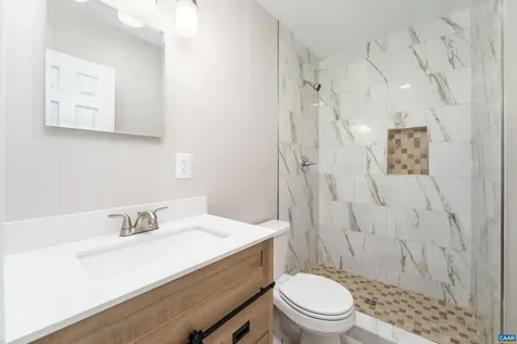 2140 Viburnum Court Charlottesville VA 22911