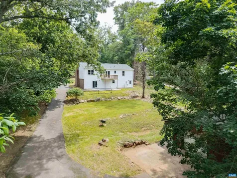 2140 Viburnum Court Charlottesville VA 22911