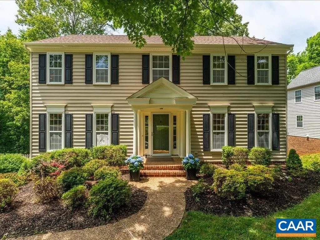 1178 Foxchase Ridge Charlottesville VA 22902