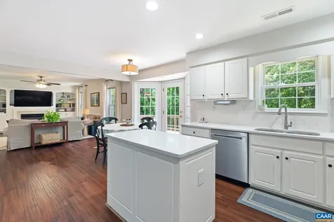 1178 Foxchase Ridge Charlottesville VA 22902