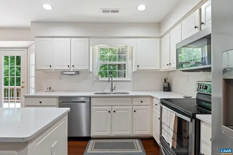 1178 Foxchase Ridge Charlottesville VA 22902