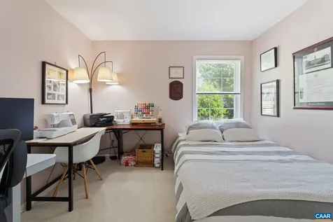 1178 Foxchase Ridge Charlottesville VA 22902