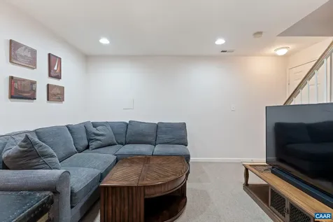 1178 Foxchase Ridge Charlottesville VA 22902