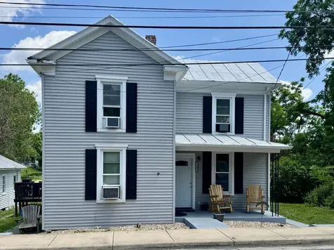 240 High Street Dayton VA 22821