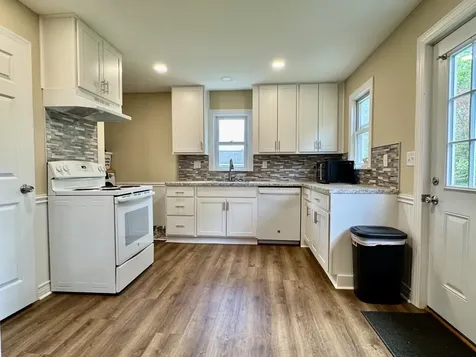 240 High Street Dayton VA 22821