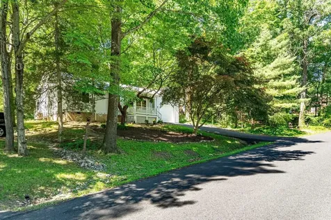 601 Flower Drive Mcgaheysville VA 22840