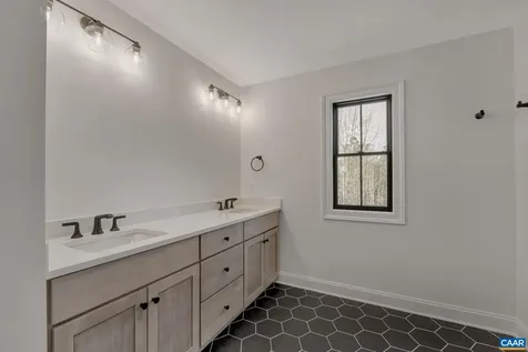 2534-4 Montgomery Ridge Road Charlottesville VA 22911
