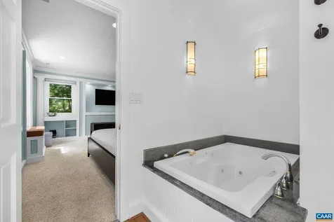 125 Vincennes Road Charlottesville VA 22911