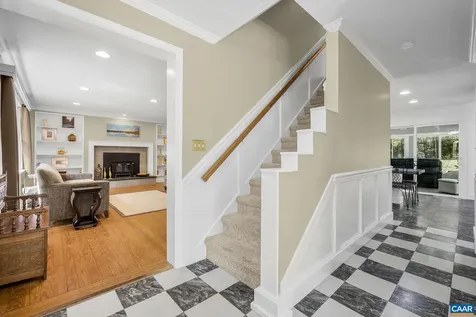 125 Vincennes Road Charlottesville VA 22911
