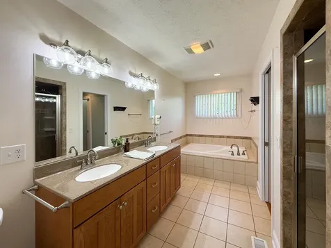 43 Lynn Circle Stuarts Draft VA 24477