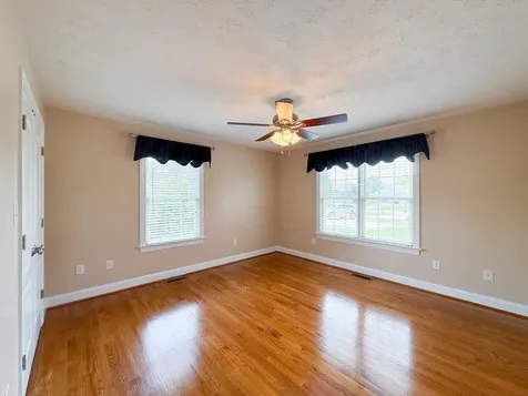 43 Lynn Circle Stuarts Draft VA 24477
