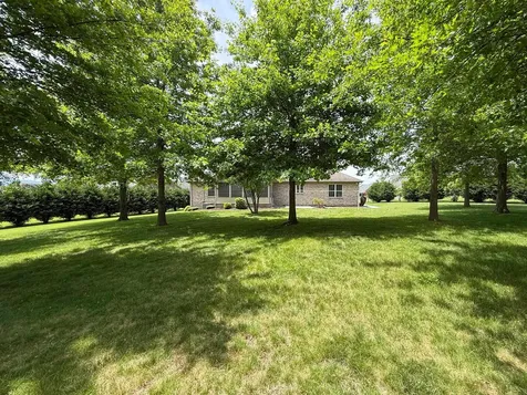 43 Lynn Circle Stuarts Draft VA 24477