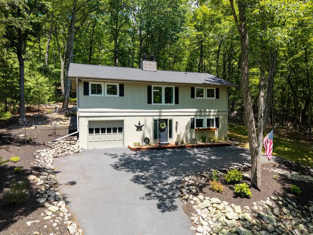 294 Congers Lane Mcgaheysville VA 22840