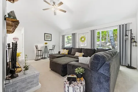 294 Congers Lane Mcgaheysville VA 22840