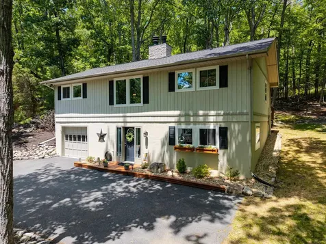 294 Congers Lane Mcgaheysville VA 22840