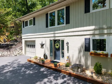 294 Congers Lane Mcgaheysville VA 22840
