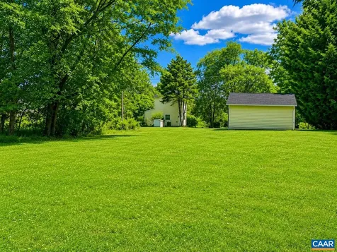 871 New Hope Road Staunton VA 24401
